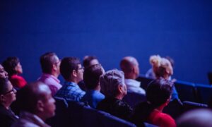 Cómo organizar un evento corporativo: guía paso a paso