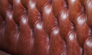 Cómo elegir y comprar cuero para tapizar muebles